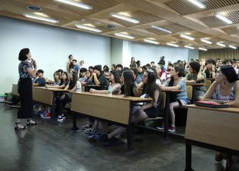 [Opinión] Carlos Guajardo: Estudiantes de primer año, un desafío para la universidad