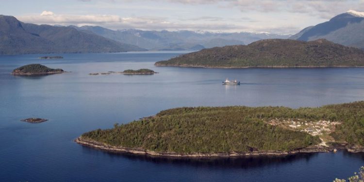 Espacios Costeros de Pueblos Originarios (ECMPO): Las voces censuradas por el poder económico transnacional salmonero en Aysén