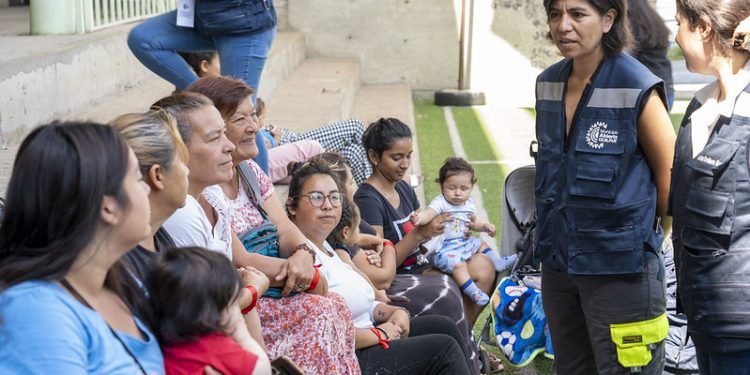 Municipio Abierto de Quilpué recibe kits de higiene femenino del Servicio Nacional de la Mujer y Equidad de Género