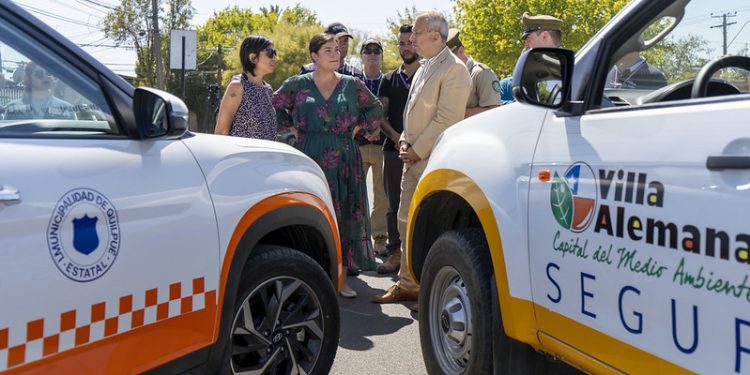 Municipio Abierto de Quilpué y Villa Alemana firman convenio para instalar lectores de patentes en sus vehículos de seguridad