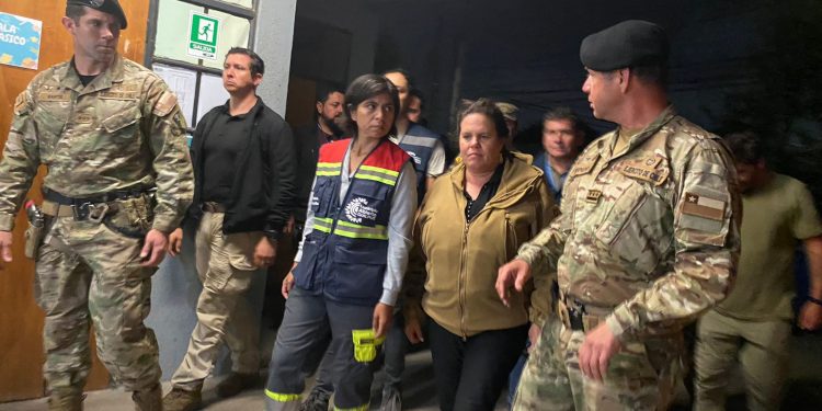 Ministra de Defensa y vocera de Gobierno acompañaron a la alcaldesa Melipillán en patrullaje nocturno por Quilpué