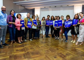 11 calles de Viña del Mar serán mejoradas en distintos cerros a través de Programa Pavimentos Participativos