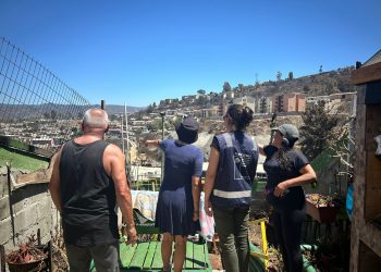 Subsecretaria de las Culturas coordina acciones con afectados por incendio en Viña y Quilpué