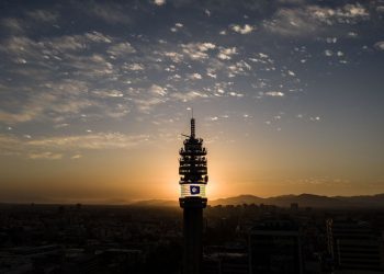 Entel activa plan de apoyo a personas afectadas por incendios en la Región de Valparaíso