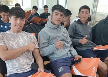 Núcleo de investigación de UDLA realiza estudio con jugadores de series de proyección de Everton enfocado en potenciar su rendimiento deportivo