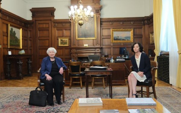 Secretaria del Tesoro de los Estados Unidos, Janet Yellen, se reúne con Presidenta y Consejo del Banco Central