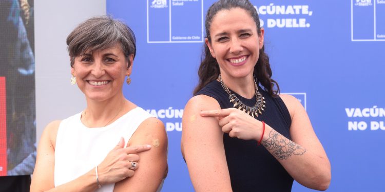 Ministra Aguilera: «Las vacunas son la mejor inversión que podemos hacer como sector salud para proteger a las personas»