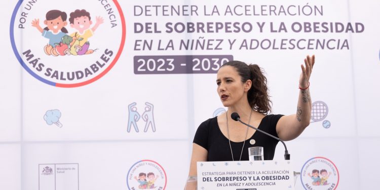 Minsal presentó Estrategia Nacional para detener la aceleración del sobrepeso y obesidad en la niñez y adolescencia