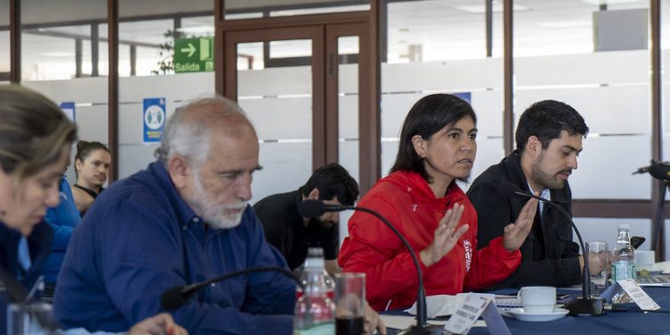 Alcaldesa Valeria Melipillán: «provoca dolor y frustración ver a niños y niñas durmiendo en carpas, necesitamos acciones concretas del Gobierno»