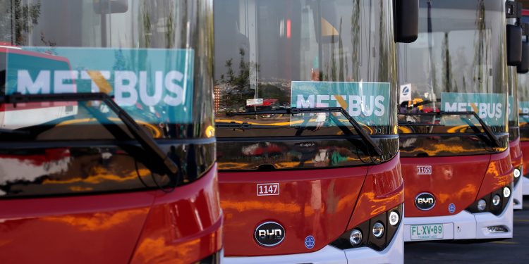 Ministro Muñoz lidera monitoreo al flujo vehicular y del transporte público durante el primer lunes de marzo