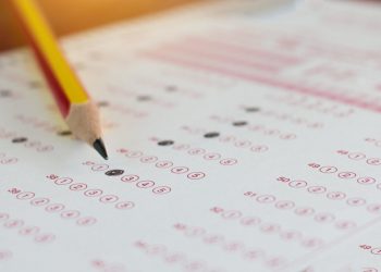 Quedan pocas horas: mañana termina el plazo para inscribirse a la PAES de Invierno 2024