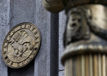 Crecimiento Económico Sorprende en el Comienzo de 2024: Imacec de enero Supera las Expectativas con un 2,5%