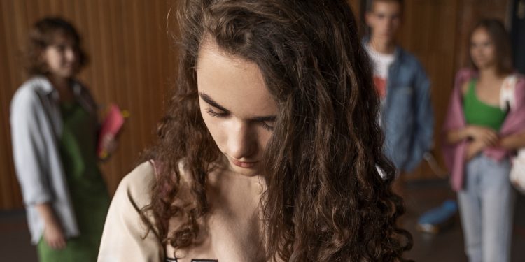 Bullying en colegios y escuelas de Chile: Cómo prevenir e intervenir desde la educación socioemocional