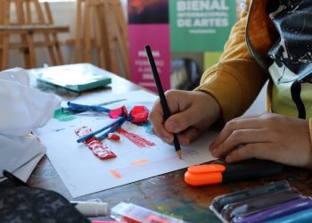 Estudiantes del Liceo Artístico Guillermo Gronemeyer finalizan su participación en los laboratorios itinerantes del Encuentro Artístico Regional de Niñez y Juventud