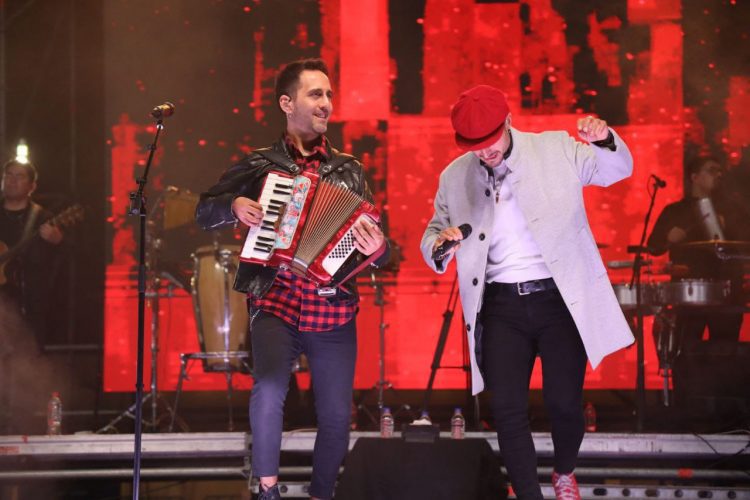 Miles de porteños y porteñas disfrutaron del cierre de la “Semana Placillana”