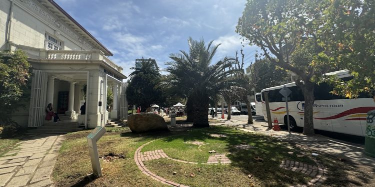 Museo Fonck sigue siendo un punto crucial en Viña del Mar para turistas provenientes de cruceros