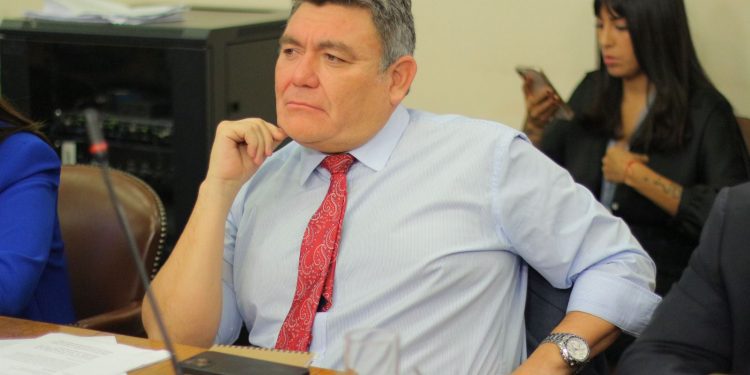 Diputado Venegas oficia a los ministerios de Obras Públicas y Agricultura para que den a conocer cuál es la política hídrica que se aplicará este año en la región