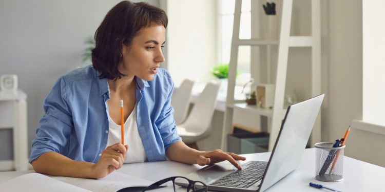 [Opinión] Enrique Calderón: Teletrabajo en Chile, legislación y prevención