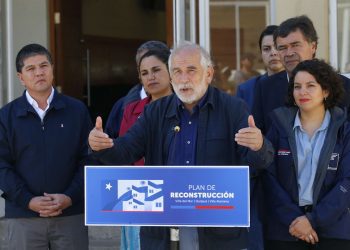 Gobierno anuncia Plan de Reconstrucción de 1.000 millones de dólares para zonas afectadas por incendios