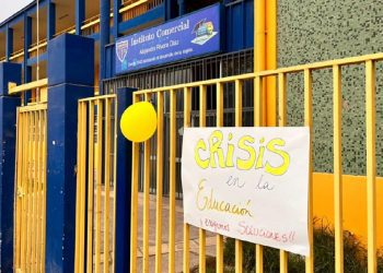 Diputados PS proponen que colegios privados otorguen cupos a estudiantes en situación vulnerable sin matrícula