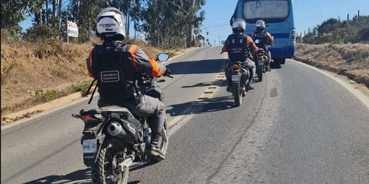 Funcionario de Seguridad Pública de Algarrobo en estado crítico tras grave accidente en operativo
