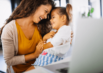 Último día para postular: este 8M entérate quienes son las beneficiarias del programa de Mamás emprendedoras