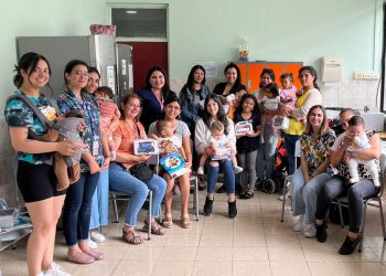Familias de niños y niñas con sospecha de TEA de Quillota participaron en taller de habilidades sociales