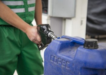 Combustibles seguirán al alza durante todo el primer semestre del año
