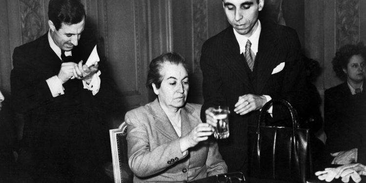 [Opinión] Kiomi Matsumoto: Diplomacia Internacional y Gabriela Mistral