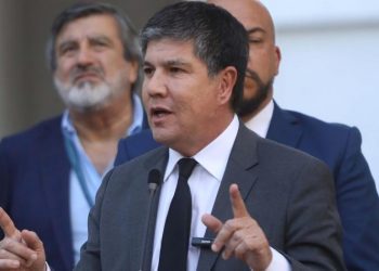 “No están ciegos respecto a quién viaja»: Monsalve advierte sobre posible pérdida de Visa Waiver por delitos de chilenos en EE.UU.