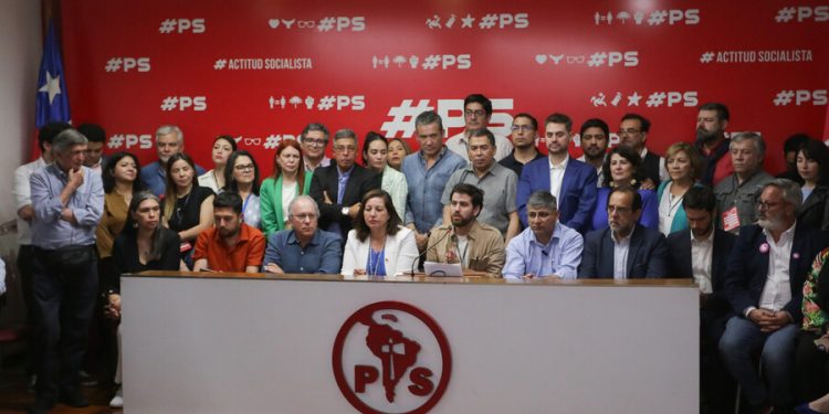 “Faltó fineza política”: el lamento del PS tras perder tres comunas en negociación municipal