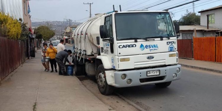 Esval informa corte de emergencia en Reñaca Alto por reparación de matriz de agua potable