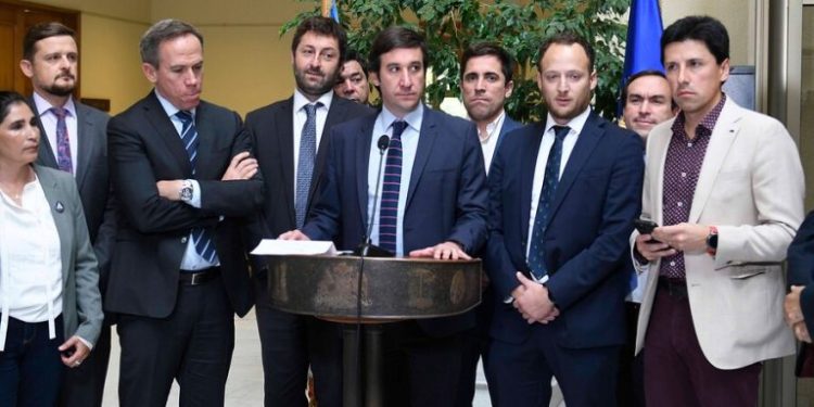 Comisión de Ética multa a Diputados de la UDI por Acusaciones Contra Giorgio Jackson