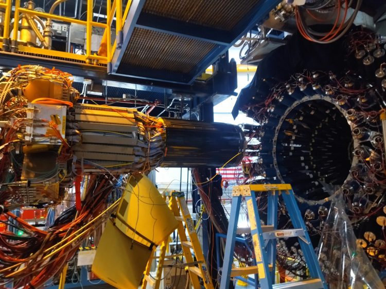 Por primera vez en la historia: científicos chilenos lideran experimento de física nuclear en Estados Unidos