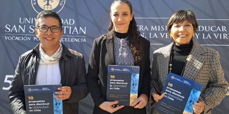 USS entregó propuestas para combatir la obesidad a subsecretaria de Salud Pública