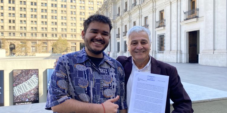 Parlamentarios piden al Gobierno liderar negociaciones del Tratado Global de Plásticos y transparentar postura de Chile