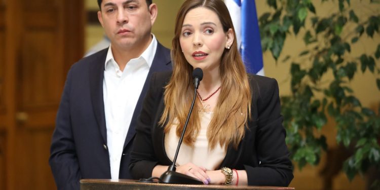 Diputados Jorge Durán y Camila Flores piden al Gobierno segregar en cárceles especiales a extranjeros y terroristas