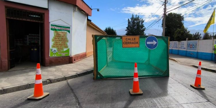 Esval avanza en renovaciones de redes que benefician a más de 300 hogares de San Felipe