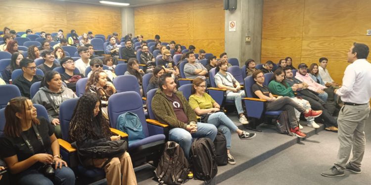 El mundo de la programación y desarrollo web se reunió en Duoc UC Sede Valparaíso en Tech School de JavaScript