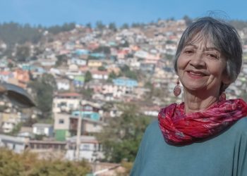 Myriam Espinoza: «Mi paso por la Escuela  de Teatro UV fue un regalo de la vida»