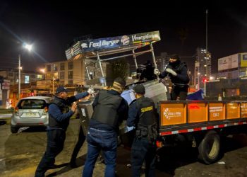 Intenso operativo nocturno del Municipio de Viña del Mar permite decomiso de alimentos en mal estado