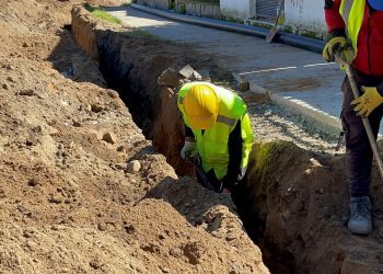 Esval renueva redes en Valparaíso  con inversión que supera los $200 millones