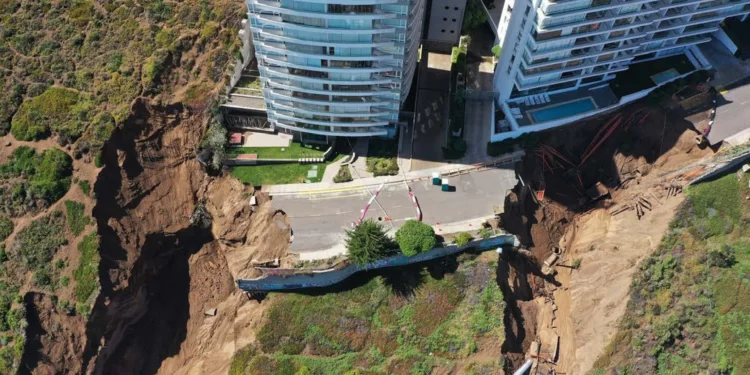 Socavones en Viña del Mar: MOP aún no entrega informe de estructuras según Sernageomin