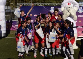 Colegio Los Reyes se impone en etapa regional de “Futbolito Ideal 2024” y avanza a la final nacional