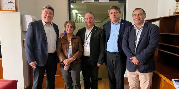 Diputado Nelson Venegas y alcaldes de la provincia de Petorca logran compromiso del MOP para avanzar en la construcción del bypass La Ligua-Cabildo