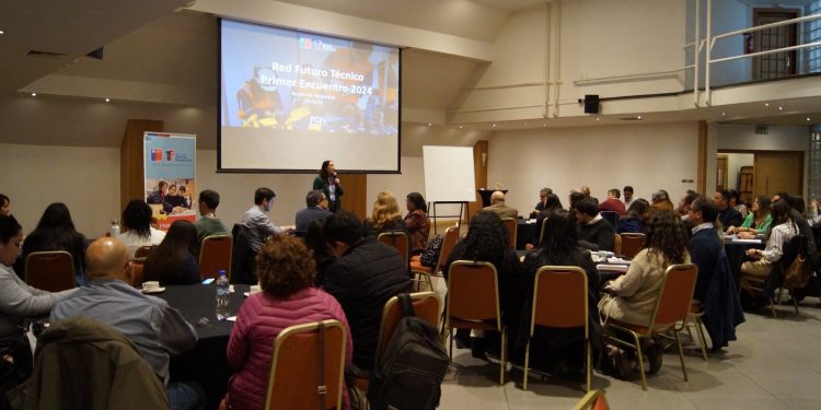 Encuentro regional de Liceos TP dieron inicio a la Agenda 2024 de la Red Futuro Técnico Valparaíso