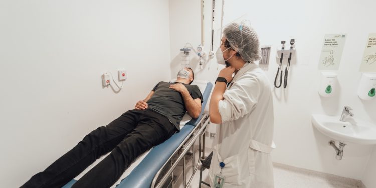 Atención de salud gratuita para personas Fonasa damnificadas