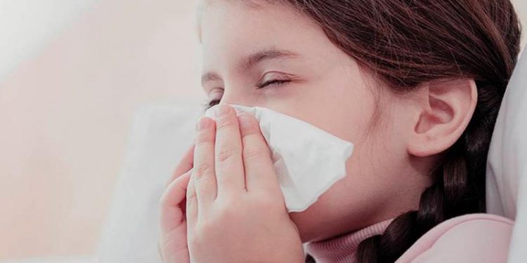 Campaña busca concientizar sobre riesgos y medidas preventivas para evitar enfermedades respiratorias durante el invierno