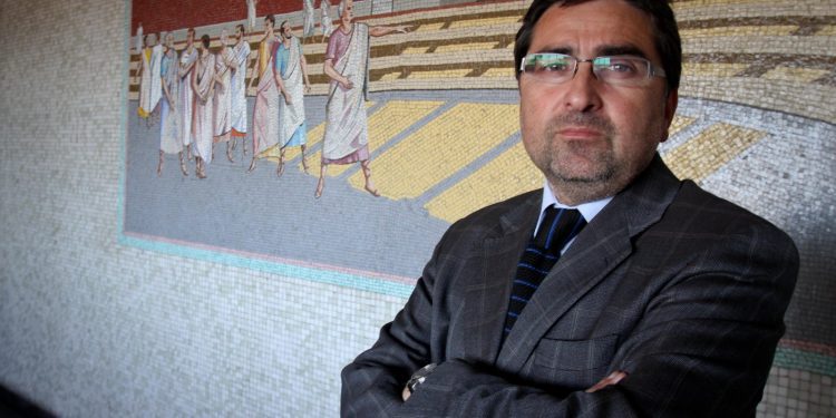 Profesor de Derecho UV es nombrado abogado integrante de la Corte Suprema