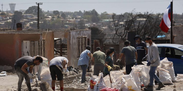 Universidades del CRUV continúan su labor en la reconstrucción de la región tras megaincendio